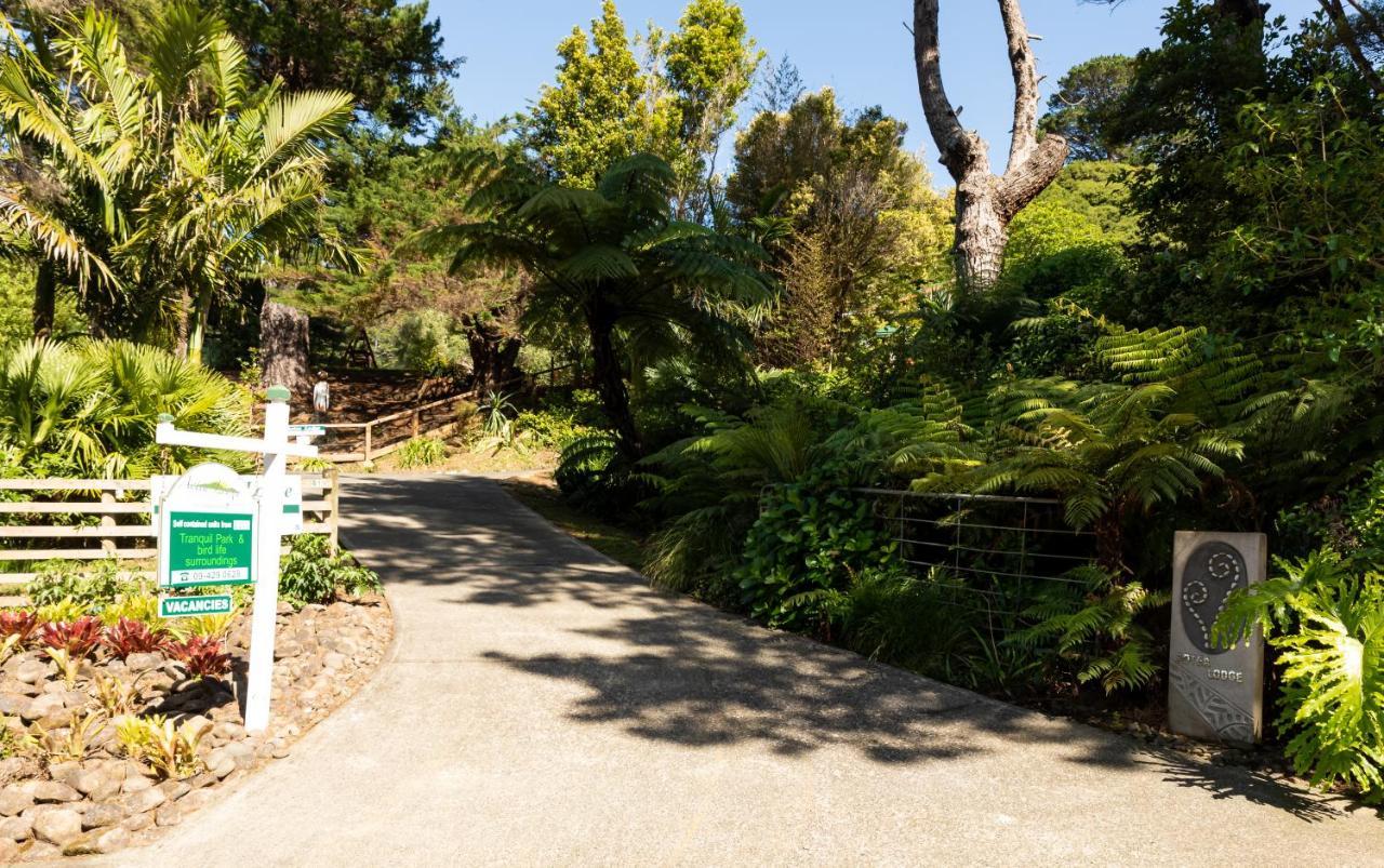 Aotea Lodge Great Barrier Tryphena Exterior foto