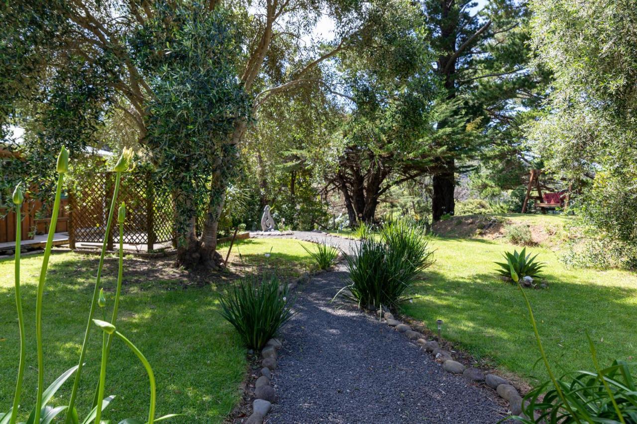 Aotea Lodge Great Barrier Tryphena Exterior foto